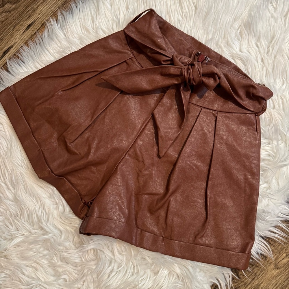 THE‎ SANG Faux Leather Shorts Brown High Rise Tie Waist Pleated Size S NWT